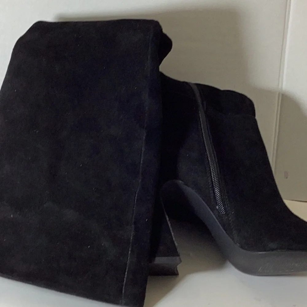 AQUA Womens Black Padded Carie Square Toe Flare Zip-Up Leather Heeled Boots